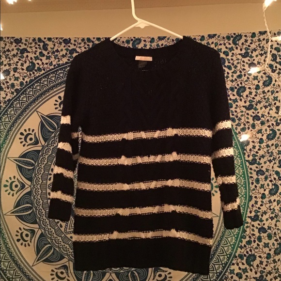 Black and white striped sweater - Picture 1 of 2